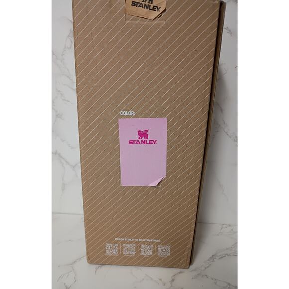 STANLEY Hello Kitty Pink/Hot Pink 40 Oz. Tumbler - NEW - Picture 6 of 6